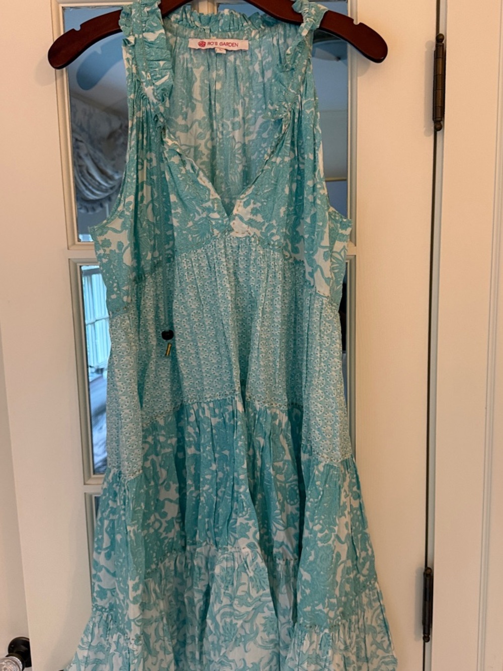 RO’s Garden Floral Tiered Midi Dress – Sleeveless V-Neck